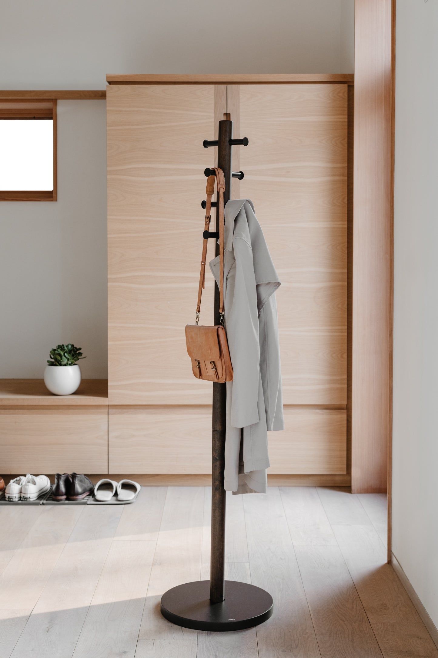 Pillar Coat Rack