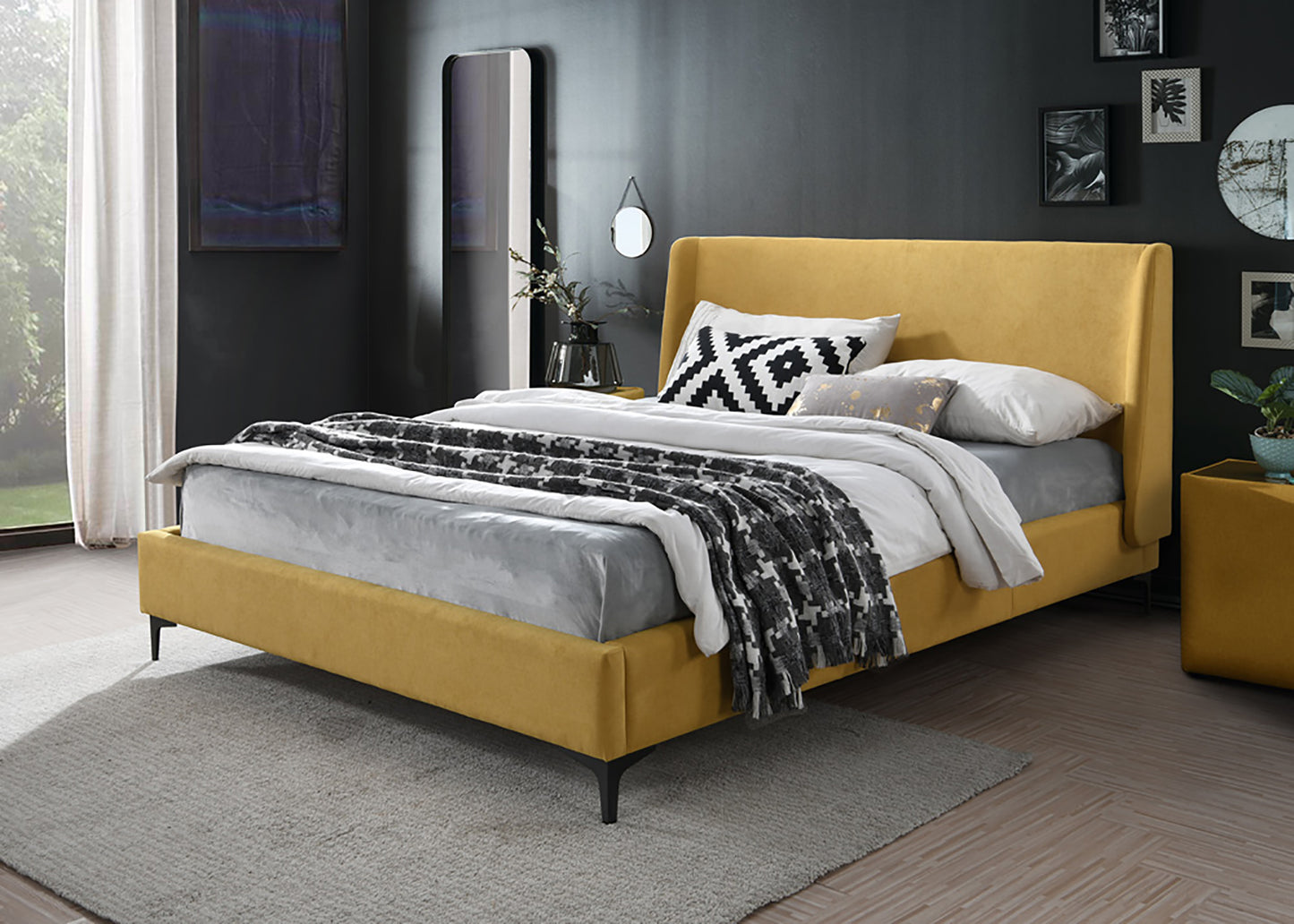 Hamburg Queen Bed