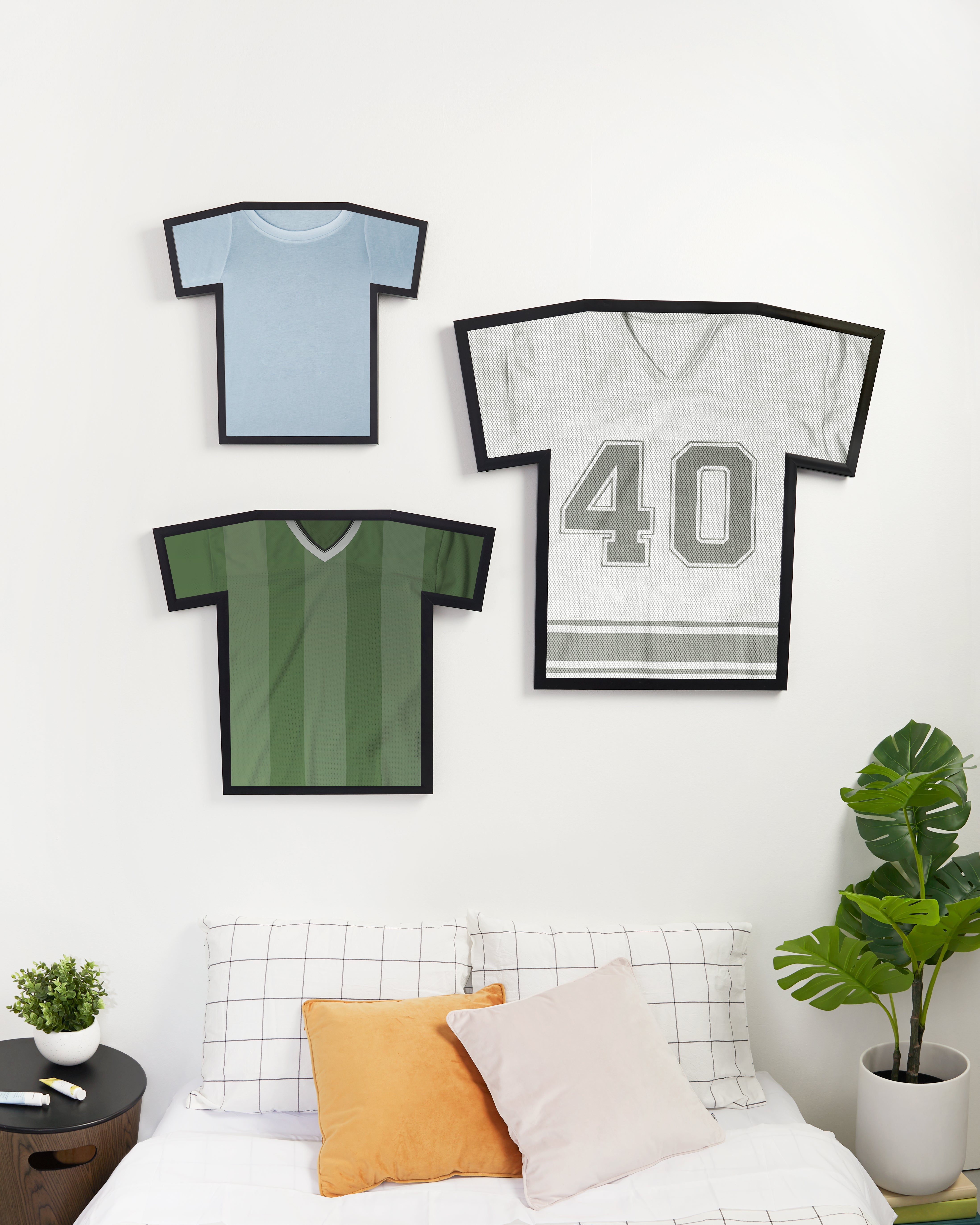 T-Frame T-Shirt Display