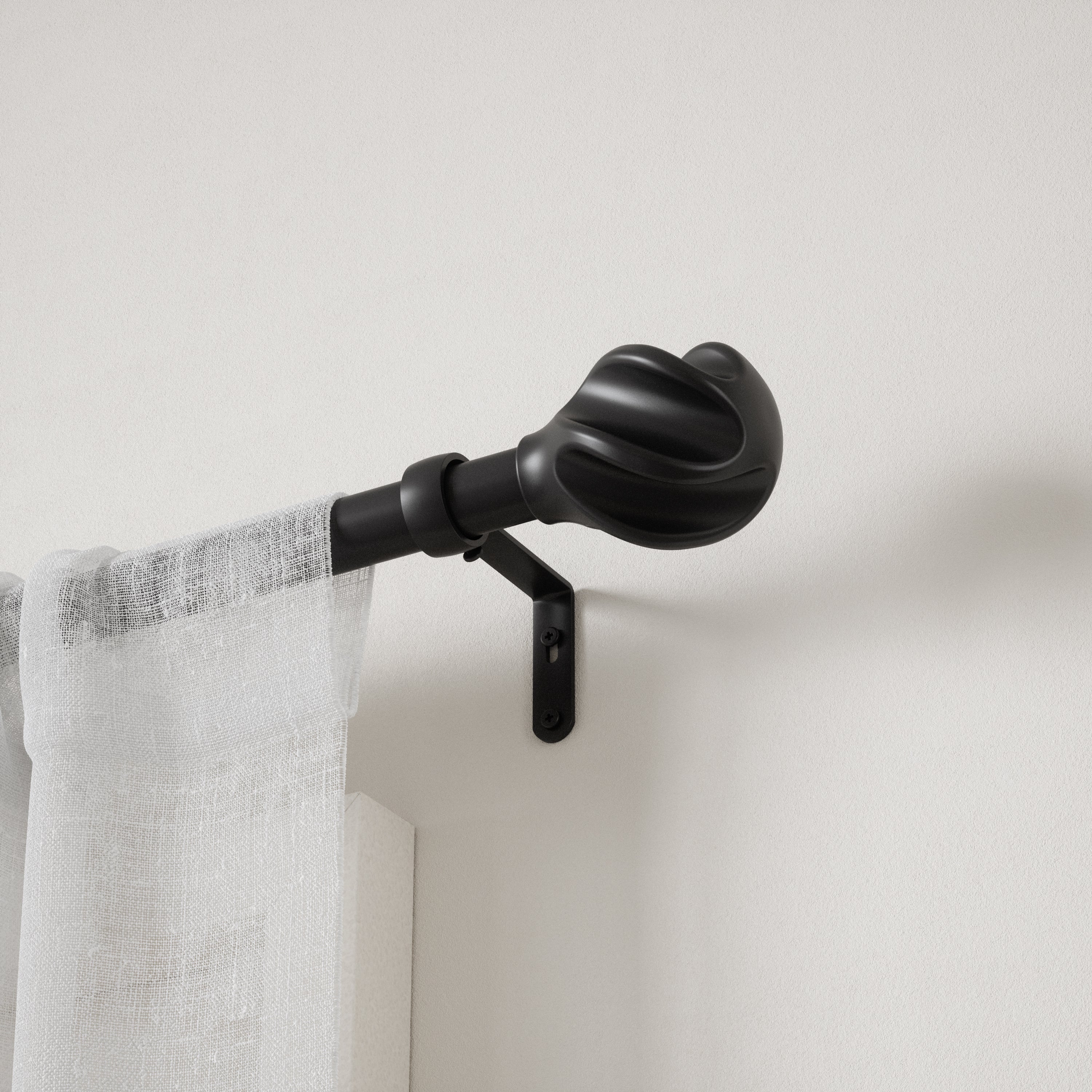 Helix Expandable Curtain Rod