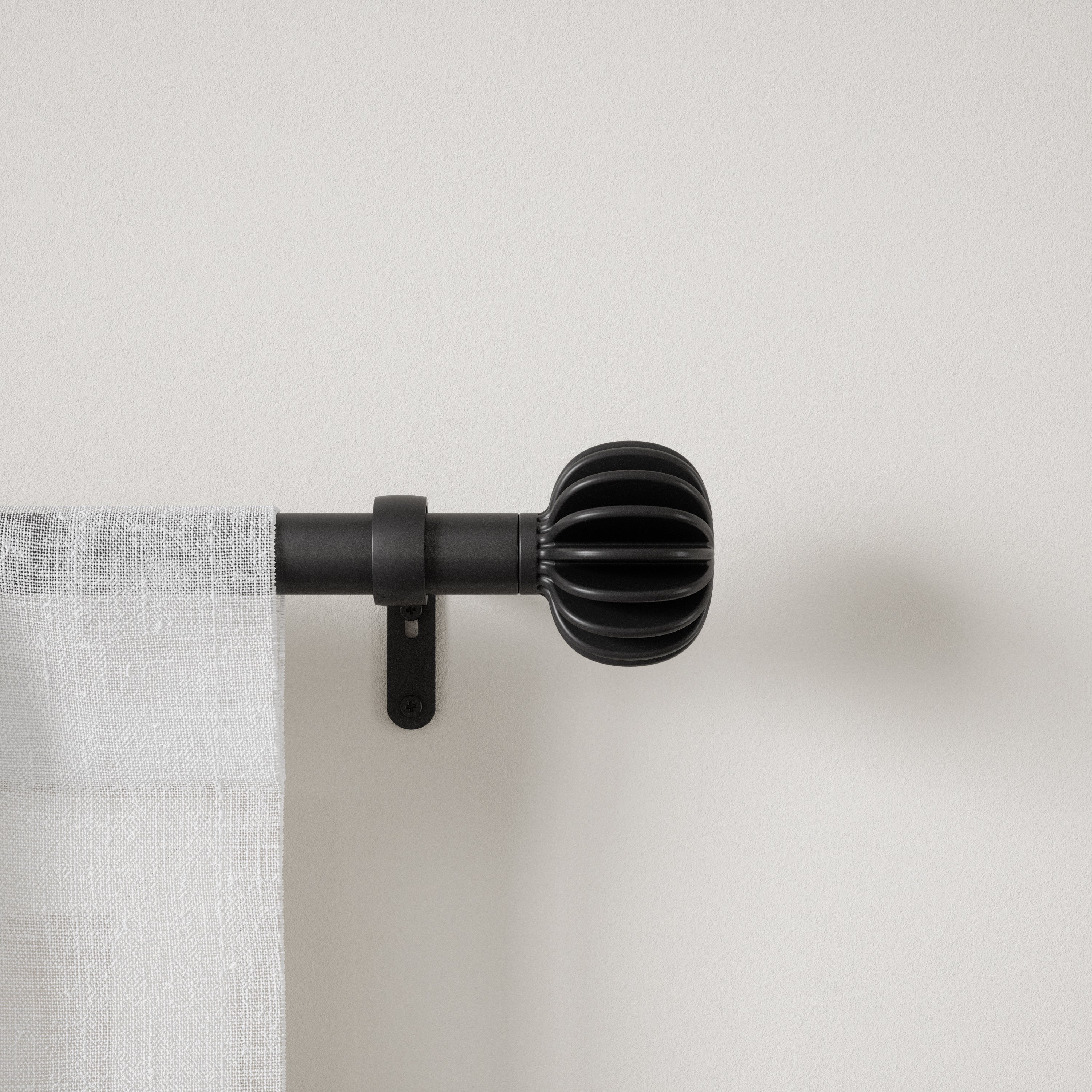 Finn 1" Expandable Curtain Rod