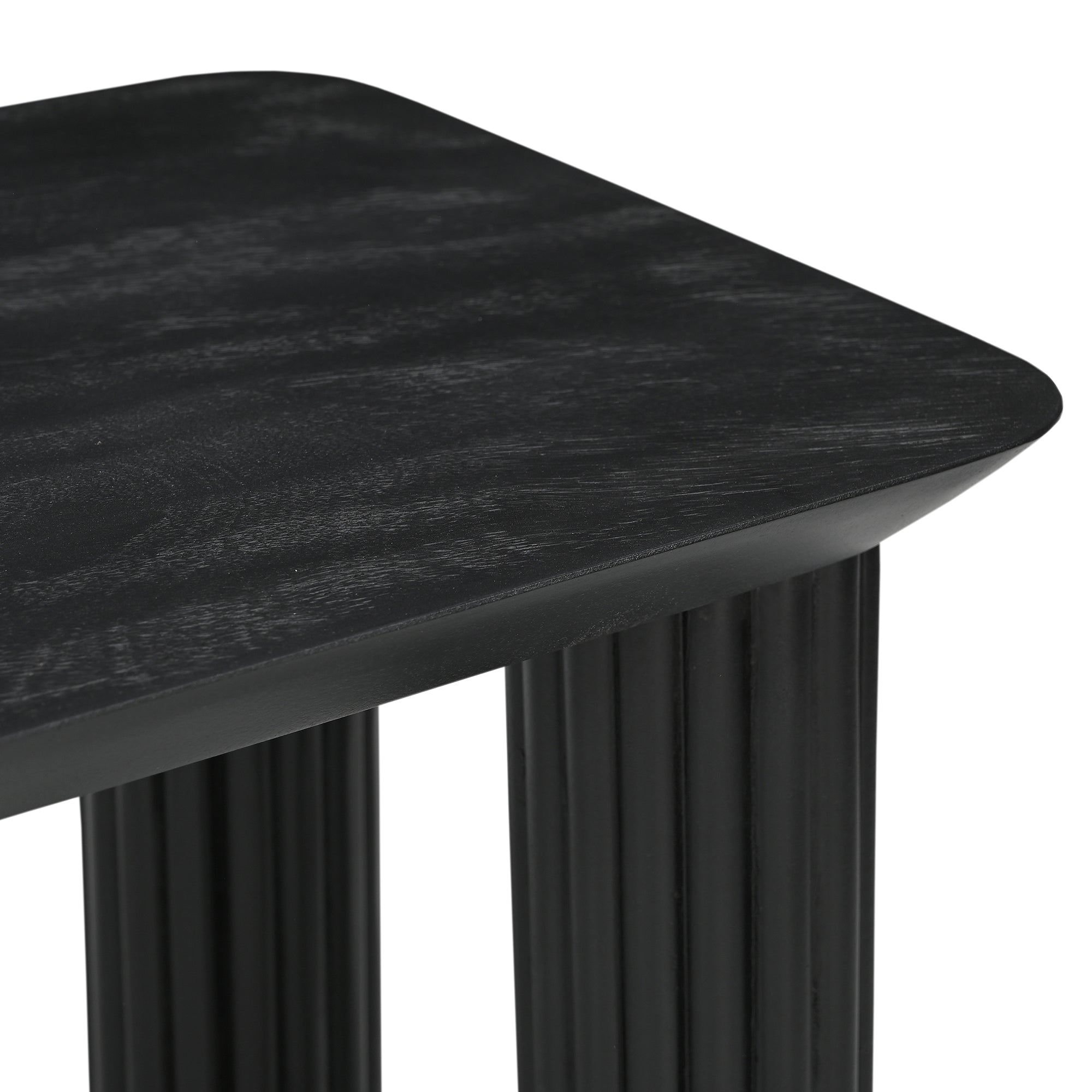 Sangra 59" Dining Table