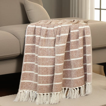 https://www.homeroots.co/product_image/products_group475001-475099/478684/478684_1.jpg