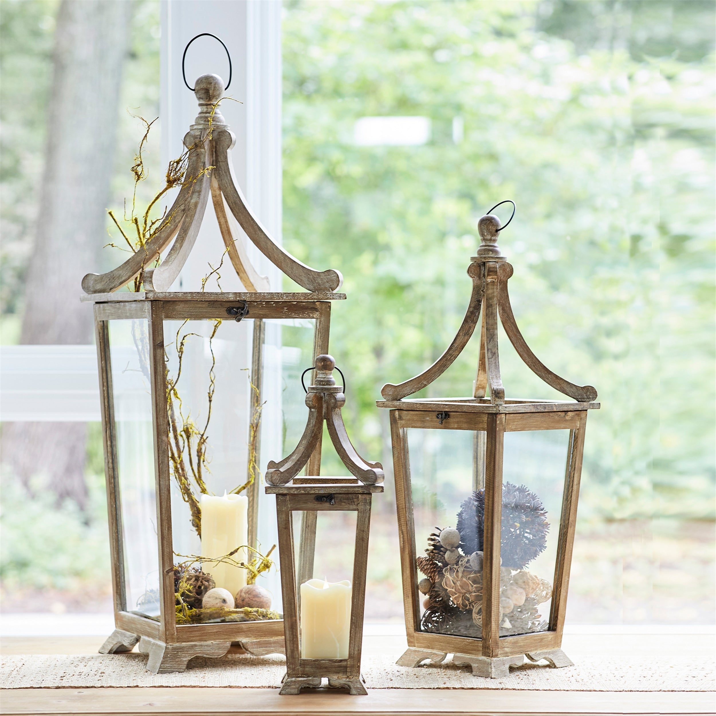 Tapered Wooden Floor Lantern Set