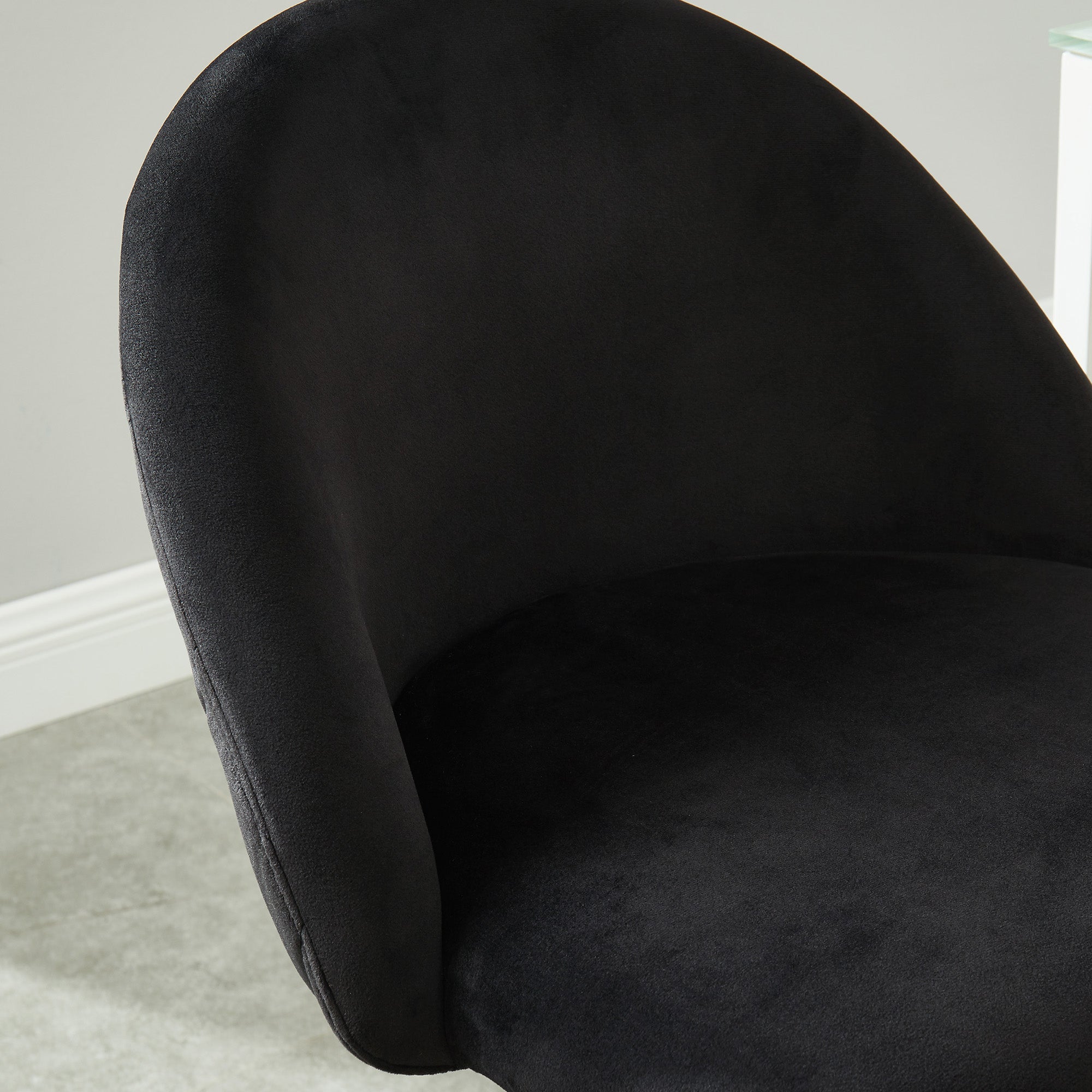 Sataro Lift Stool